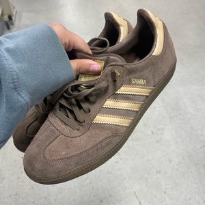 Adidas samba - like new